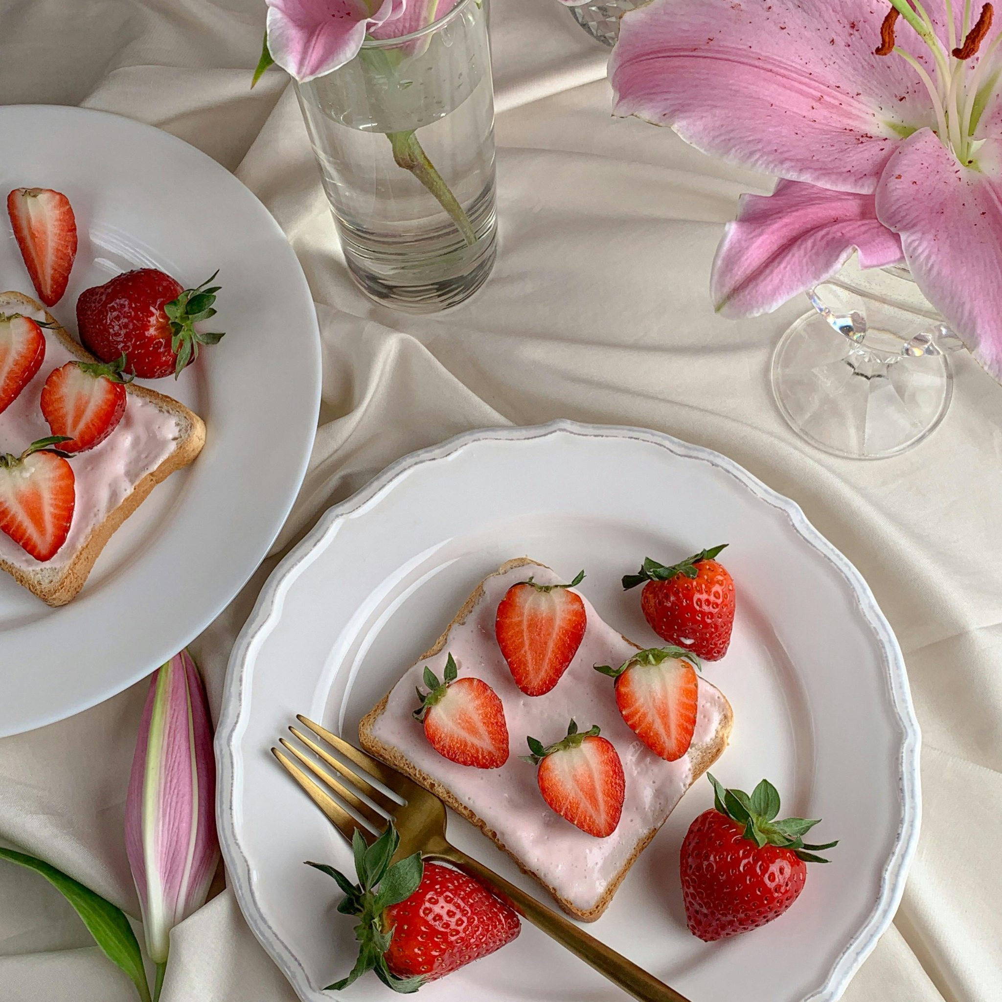 Strawberry & Lily Fragrance Oil (PF)